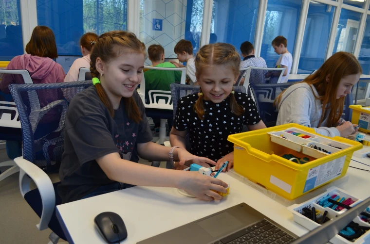 Закончилось обучение в IT-кубе | ДОЛ.